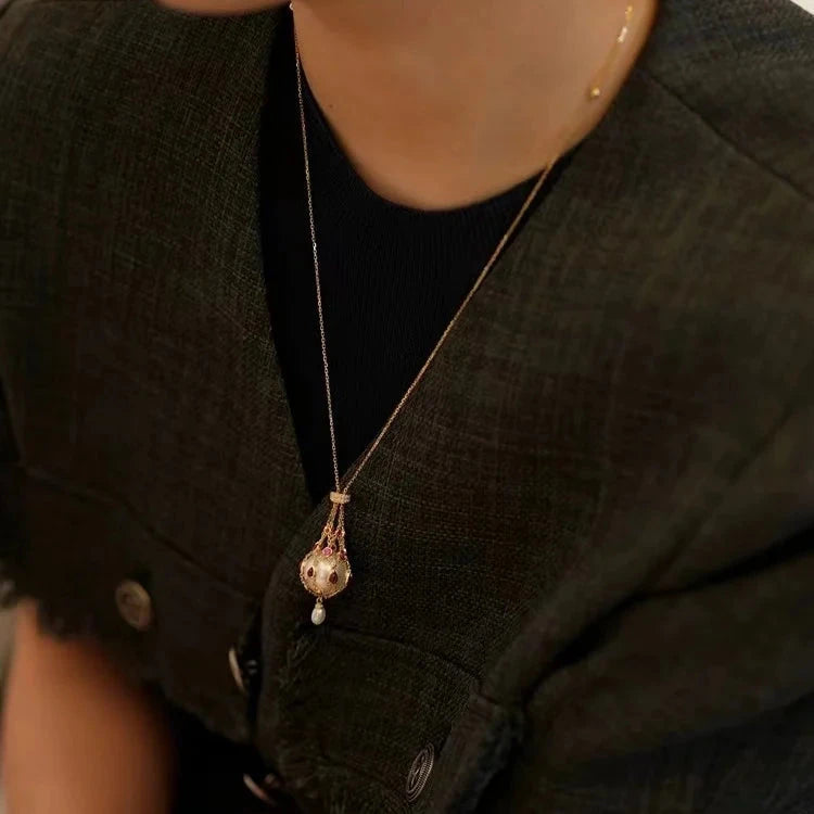 Collier Victoria Lavalier