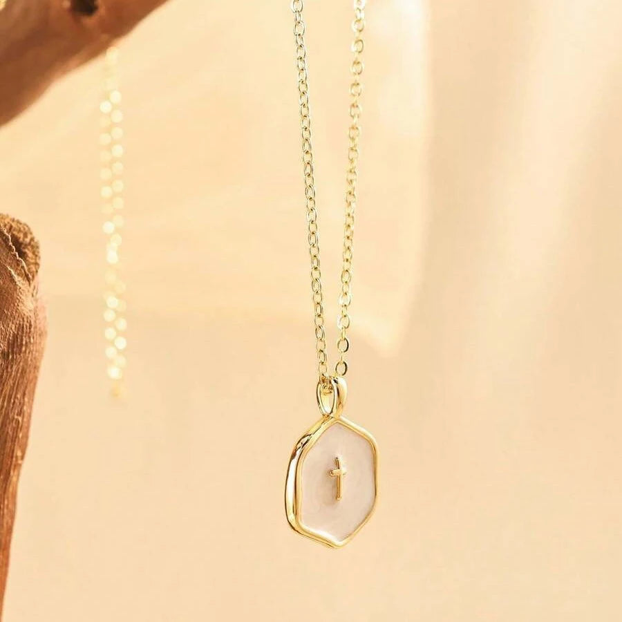 Collier Croix Symbolique